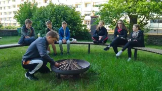 Přespávačka ve škole: noc společných zážitků