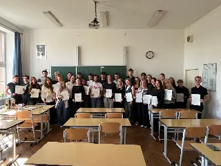 Předávání Cambridge certifikátů