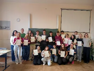 Cambridge certifikáty slavnostně předány